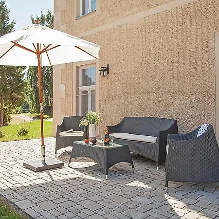 Apartment Der Westfluegel Ritter Dietrich Wf-47